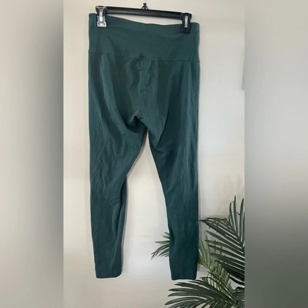 PUMA Women's Logo Leggings green Medium